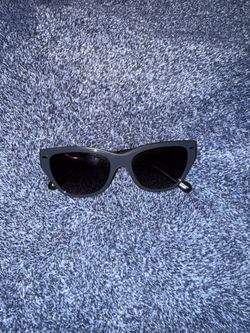 Coach sunglasses woman’s unworn without bag.
