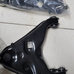 1995--2005 Ford Explorer, Ford Ranger, Mazda B2500 Lower Control Arms