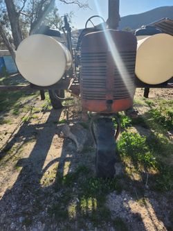 International Super C Tractors 