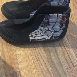 Men’s Size 9.5   Vans 