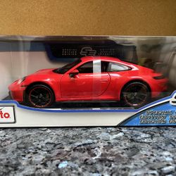 Maisto Porsche 911 GT3 1:18 Scale Diecast