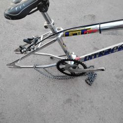 GT Intercepter Vintage 1980s