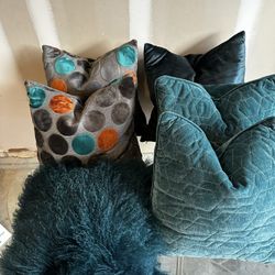 Accent pillows 