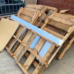 Pallets Free 