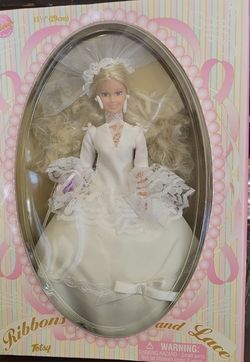 Totsy "Ribbons and Lace" Posable Doll in original Box