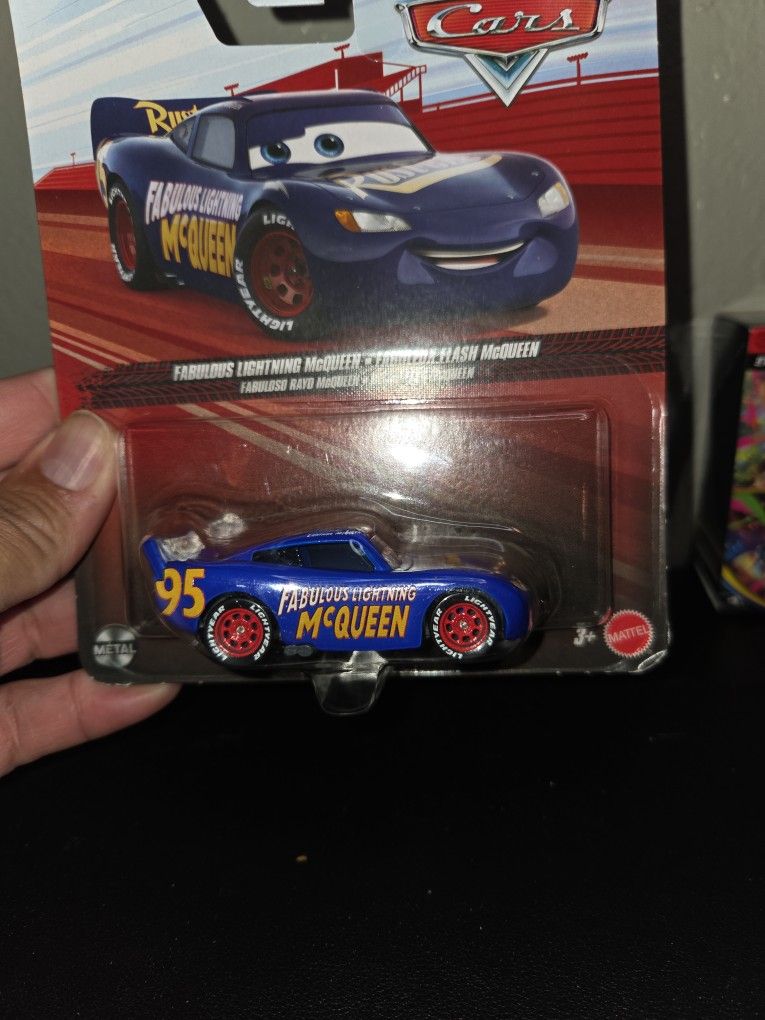 DISNEY PIXAR FABULOUS LIGHTNING MCQUEEN