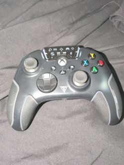 Turtle beach recon controller + manual.
