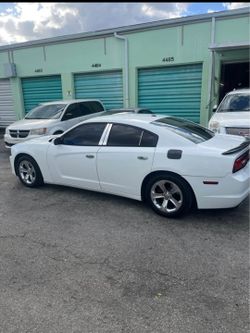 2013 Dodge Charger 222k miles runs amazing