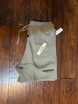 Dark oat essential short