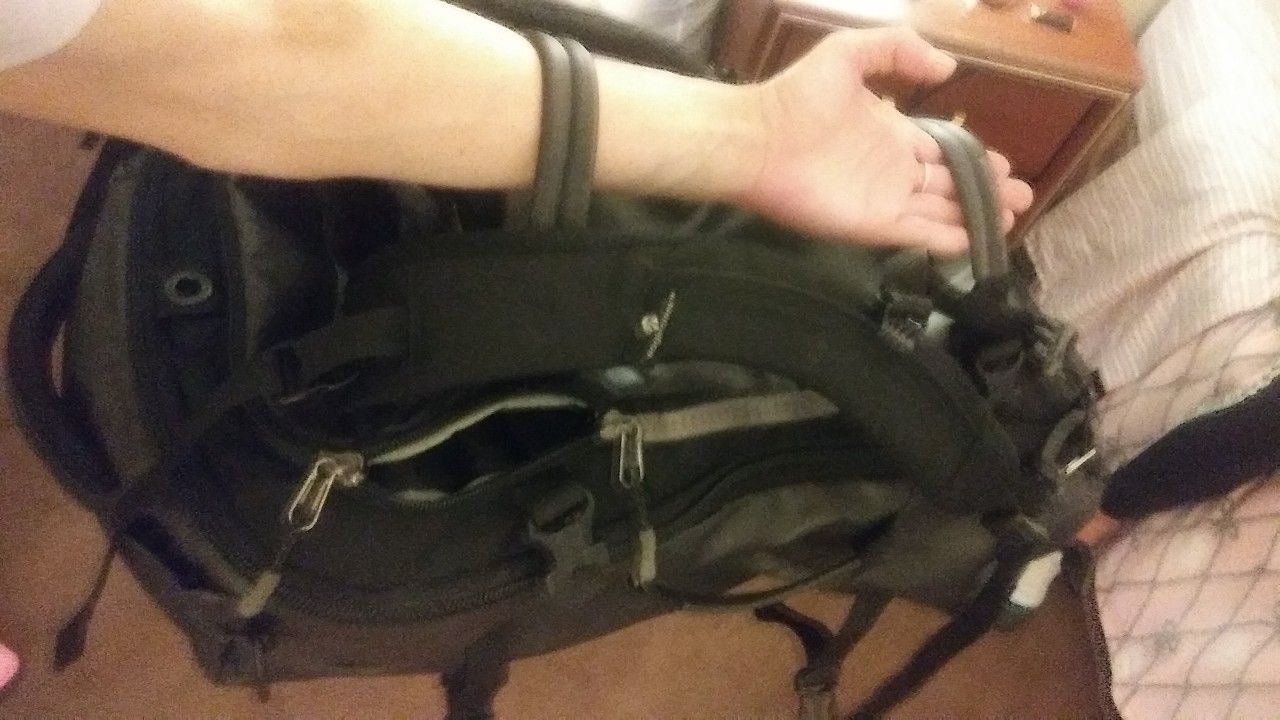 Waterproof EagleCreek back pack that converts into duffle bag