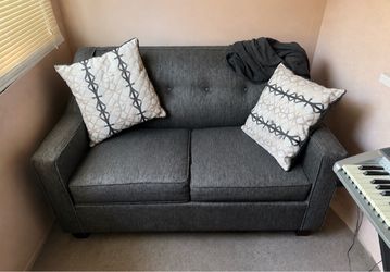 Gray Fabric Loveseat with Tufted Back