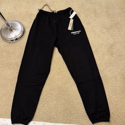 ESSENTIALS Fear of God Black Sweatpants | NWT | Unisex