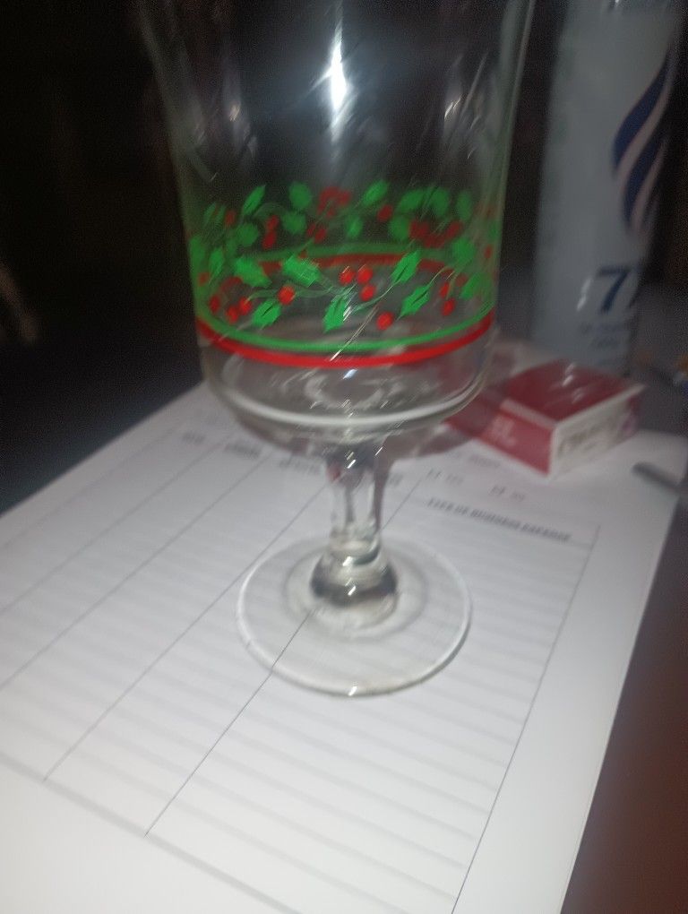 1987 Vintage Arby’s Christmas Collection Wine Glasses Set of 8
