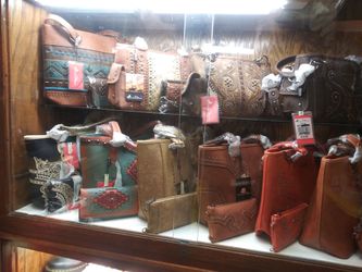 SUGAR SKULL HANDBAG BACKPACKS SETS NEW AMERICAN BLING & MONTANA WEST T W FLEA MARKET PENSACOLA FL INDOOR MALL BOOTH 66 WEEKENDS CASH ONLY  8-2