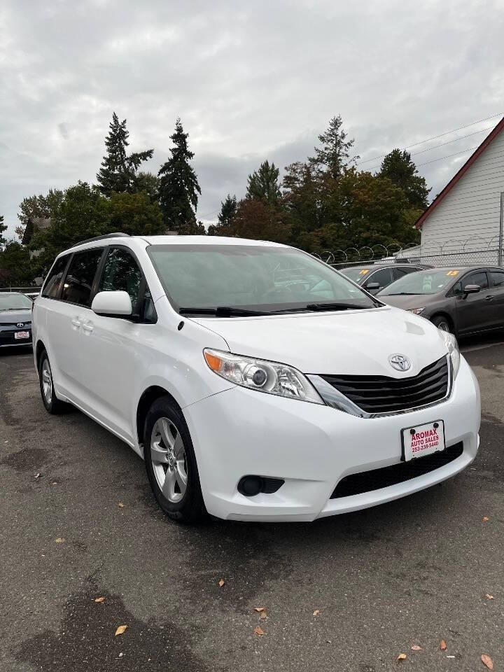 2014 Toyota Sienna