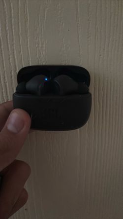 JBL earbuds