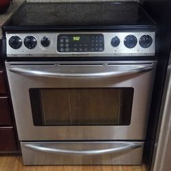 Frigidaire Glass Top Oven