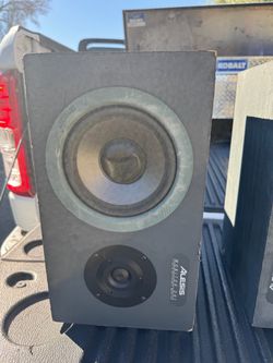 Studio  monitors