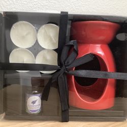 6-Piece Oil Warmer Gift Set Includes 4 Tea Candles, Lavender Plant Scented Oil, Oil Warmer, Red