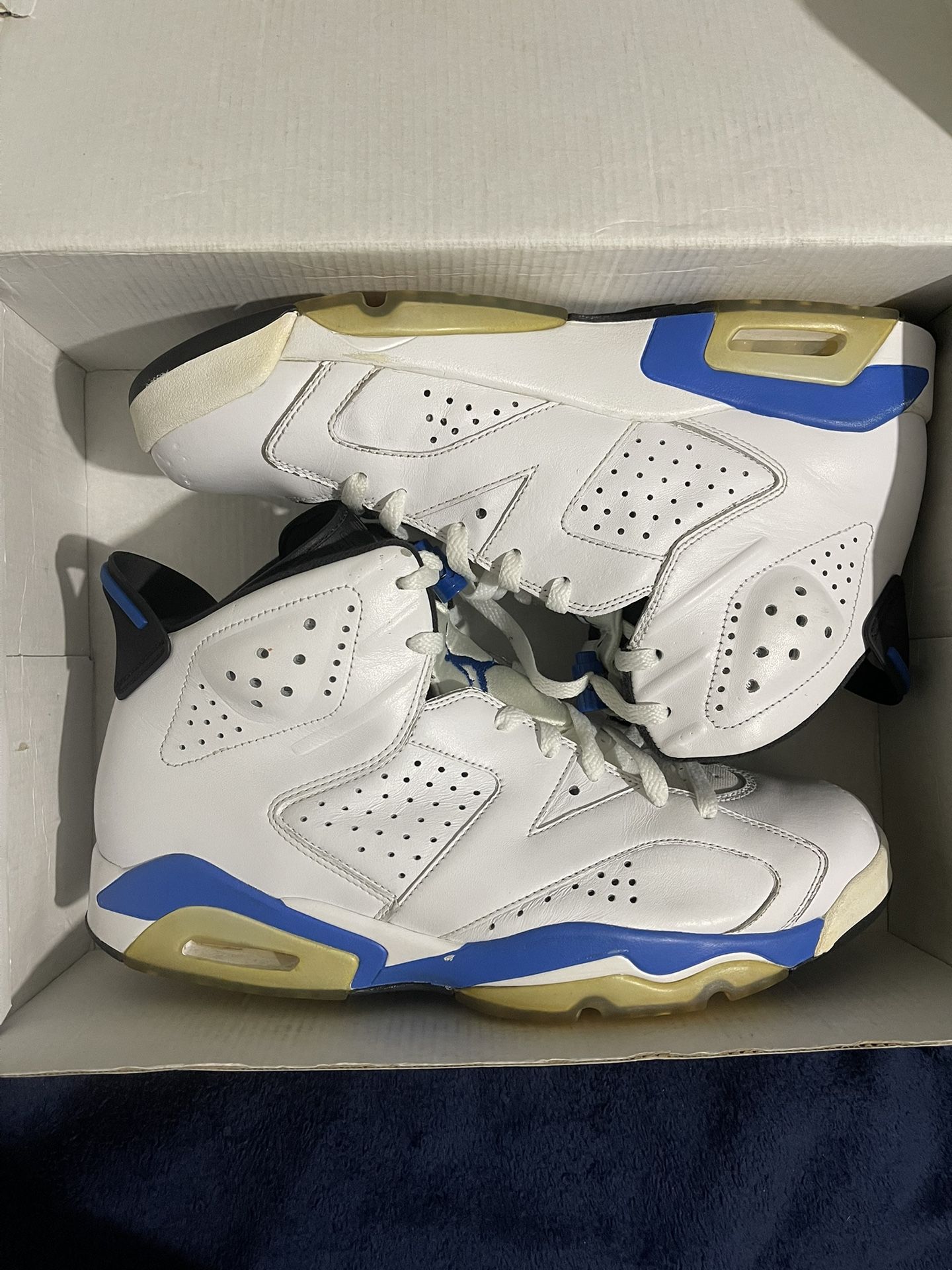 Jordan Retro 6’s Sz12