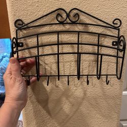 Key and Mail Holder