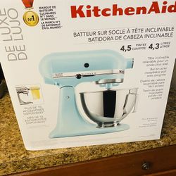 Kitchen Aid Mixer  Nueva.$260