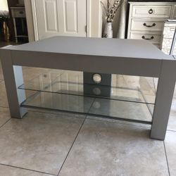 TV Stand / Entertainment Center (Wood & Glass)
