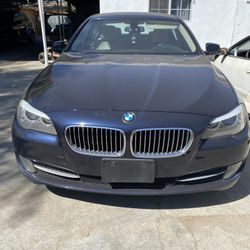 BMW 528i
