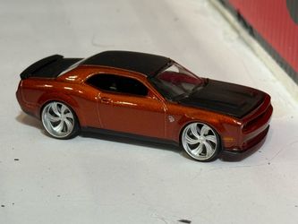 dodge charger, hellcat custom wheels 1/64 scale autoworld dodge charger, hellcat custom wheels