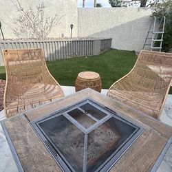 Outdoor firepit, 2 chairs & table