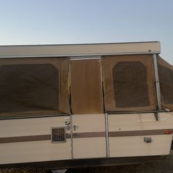 1972 StarCraft  Pop Out Camper 