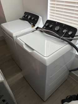 GE Washer and Dryer set
