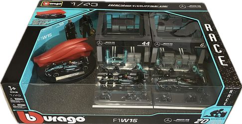 Bburago 1:43 Deluxe Paddock Set Mercedes AMG 3x F1 Cars Pit Crew NEW 20pc Set