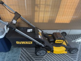 Dewalt lawn mover