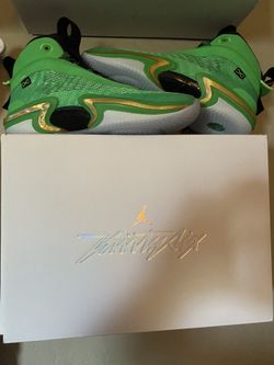 BRAND NEW JORDAN 36 NEW IN BOX