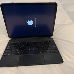 iPad Pro 11-inches 512 GB Wi-Fi - Space Gray - with Magic Keyboard & Personalized Apple Pencil (all 2nd generation) 