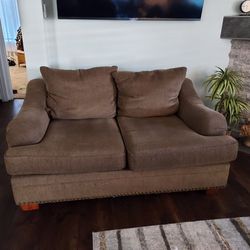 Couch N Love Seat