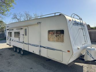 2005 Weekend Warrior FS3000 16FT Garage Clean