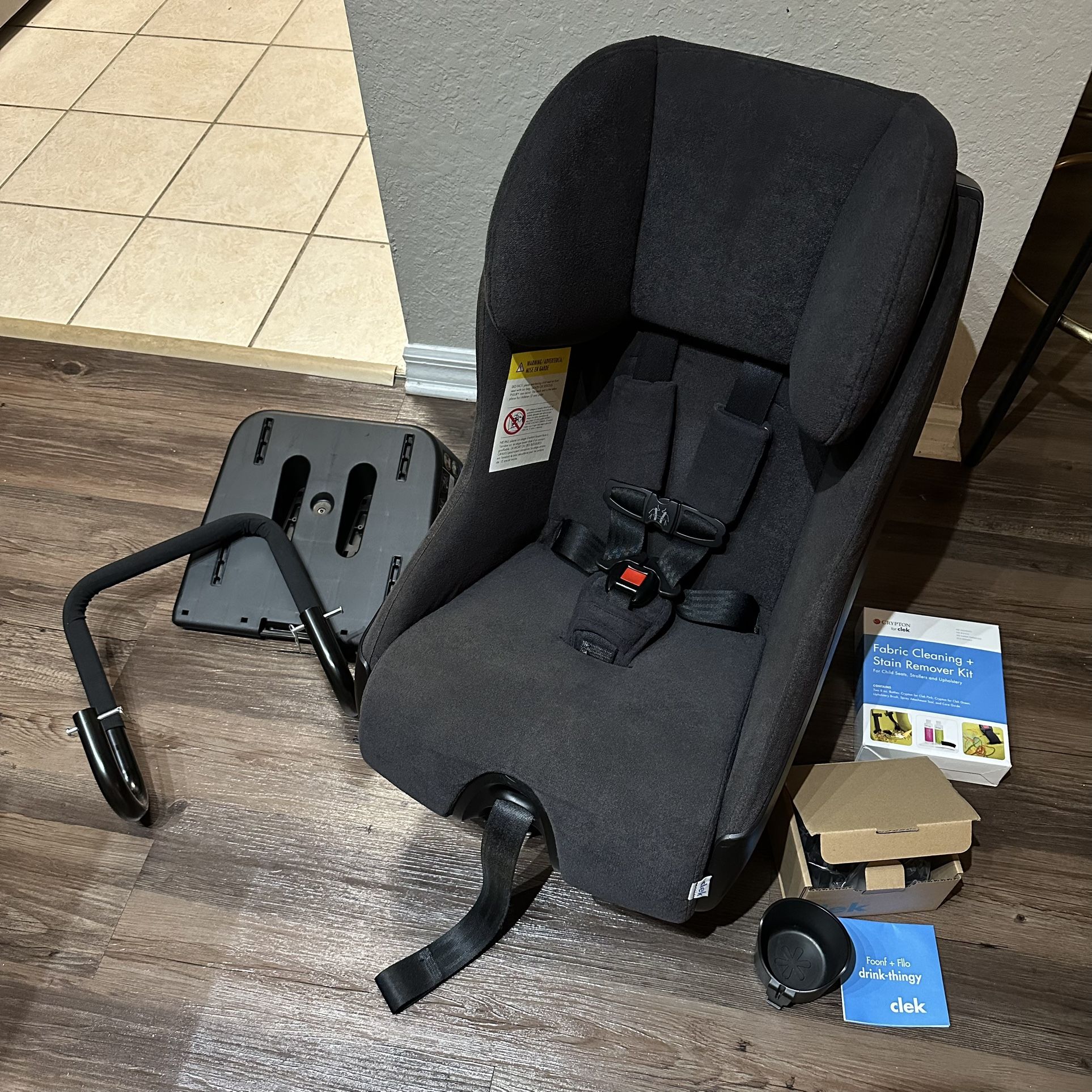 Clek Foonf Convertible Car Seat (birth-65lbs) with Accessories