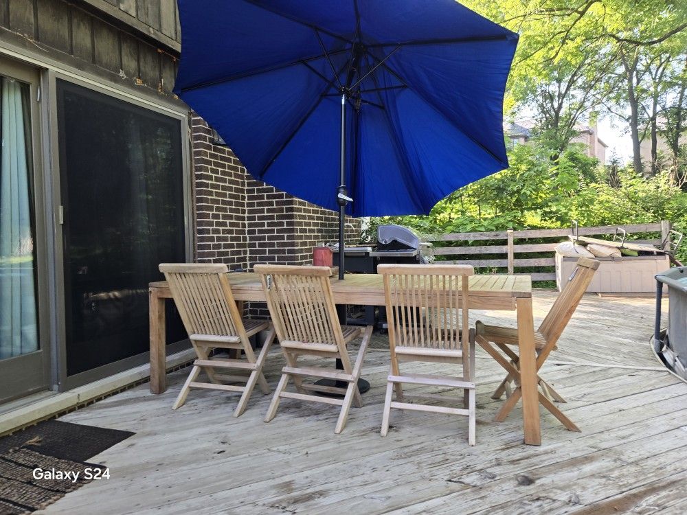 Indoor /Outdoor Solid Waterproof Teak Table With Chairs And Umbrella