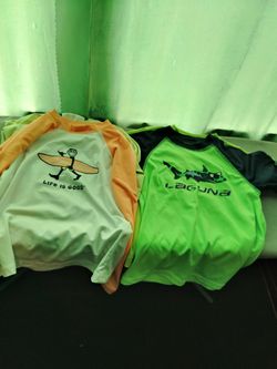 $2.  Camisas De  Niño Para La Alberca 👙