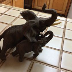 11x7 Mama Elephant With Precious Pup