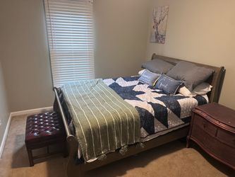 Queen Bed w/ mattress and box spring