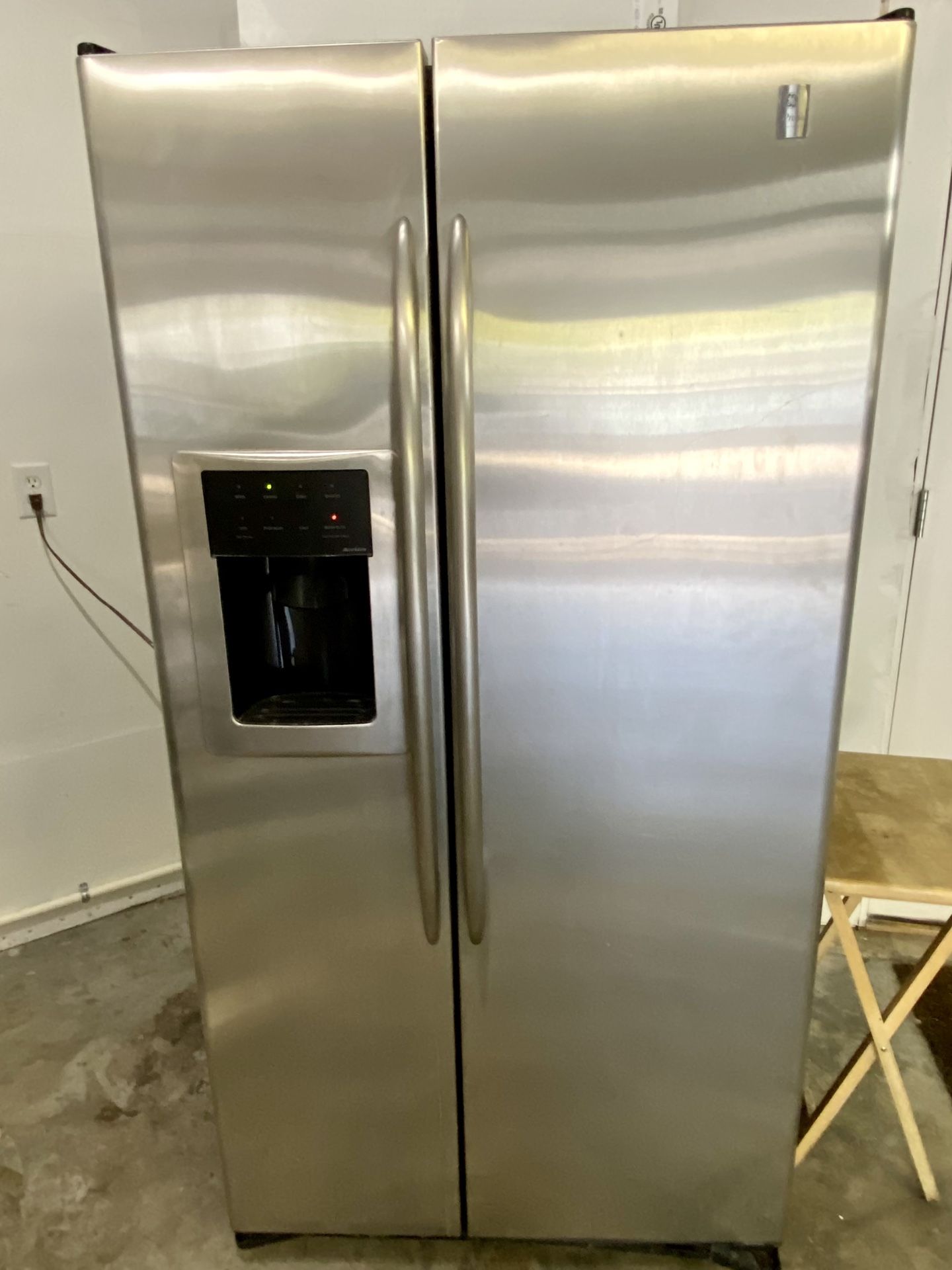 GE Profile Refrigerator Fridge 