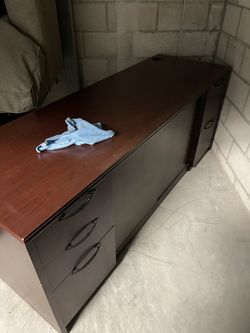 FREE CABINET 