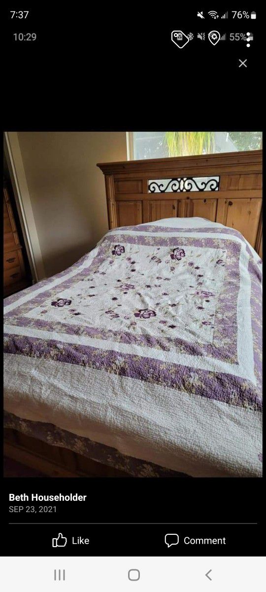 Queen Quilt With 2 Shams