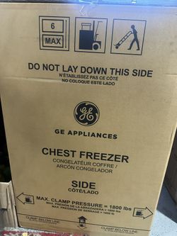 Chest Freezer (white) 5.1 Cu. Ft. GE