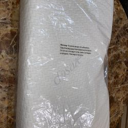 New Contoured Orthopedic Pillow / Standard - Queen 