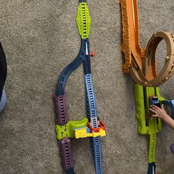 Thomas And His Friends Loop Track 