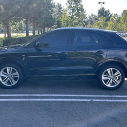 ✨ Elevate Your Drive: Exceptional 2018 Audi Q3 Premium Plus S Line! ✨